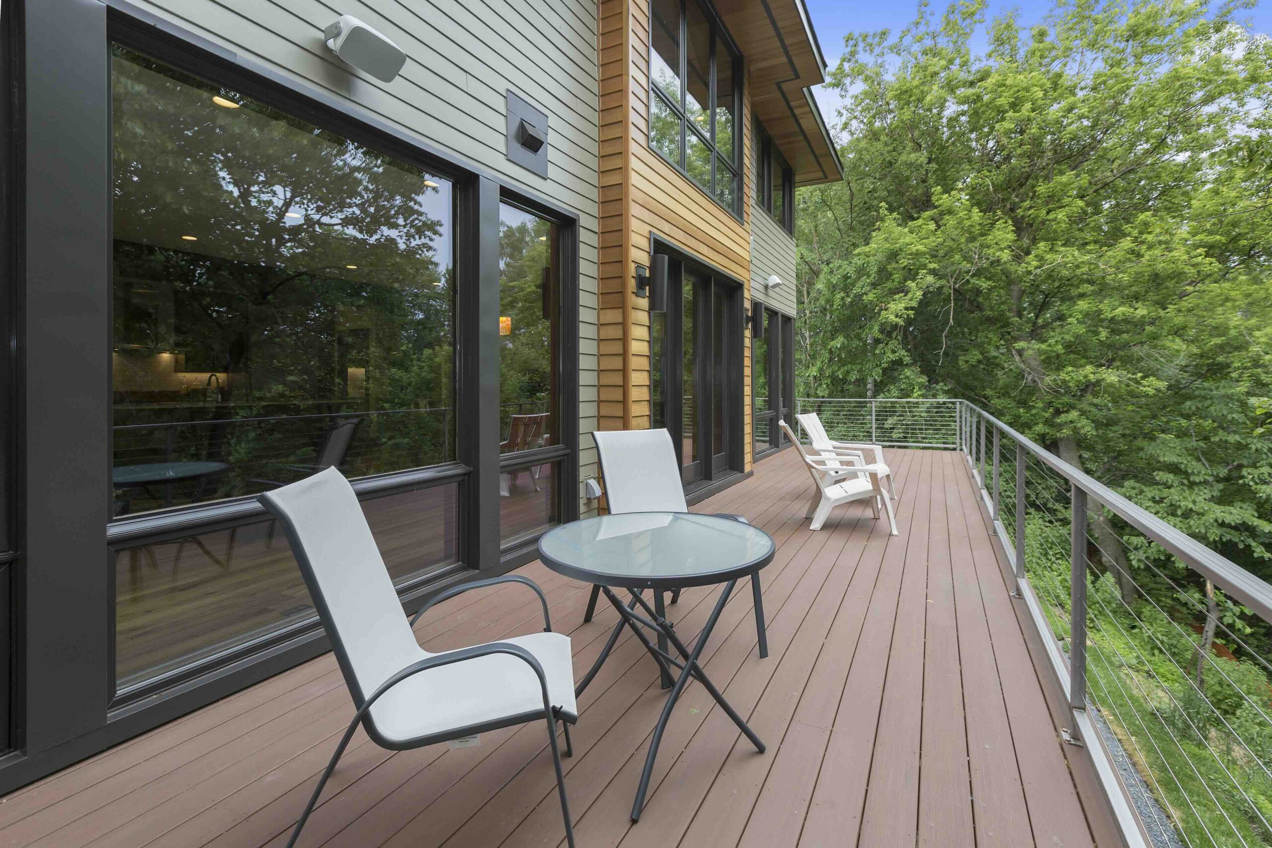Custom Composite Deck Builder Southeast Michigan | Woodcraft